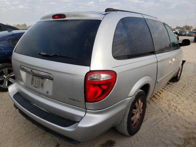 Photo 4 from auction – 2005 CHRYSLER TOWN & COU with VIN 2C4GP54L35R386115