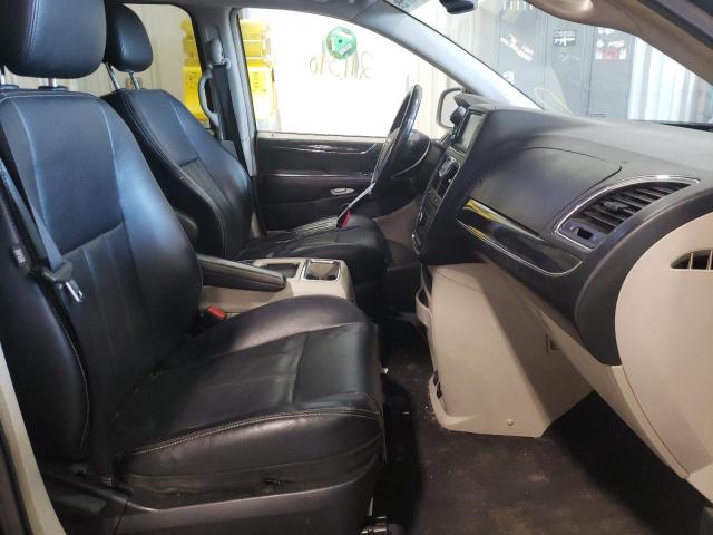 Photo 5 from auction – 2013 CHRYSLER TOWN & COU with VIN 2C4RC1BG6DR637954