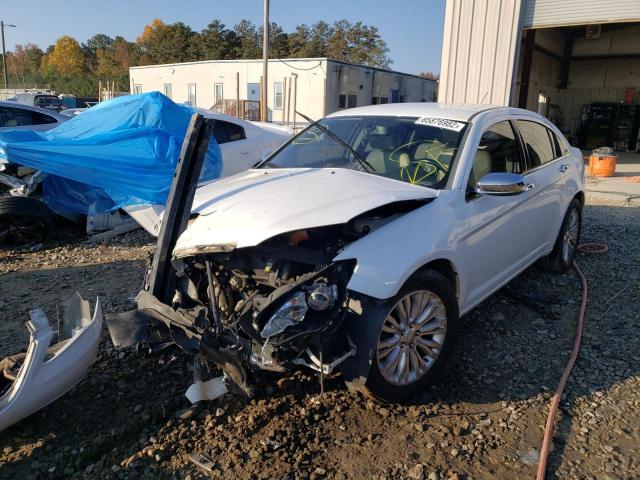 Photo 2 from auction – 2013 CHRYSLER 200 LIMITE with VIN 1C3CCBCG2DN747511