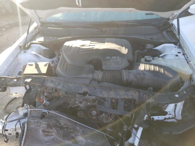 Photo 7 from auction – 2019 CHRYSLER 300 S with VIN 2C3CCABG0KH569468