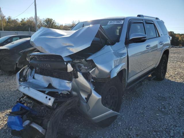 Photo 2 from auction – 2019 TOYOTA 4RUNNER SR with VIN JTEBU5JR9K5628471