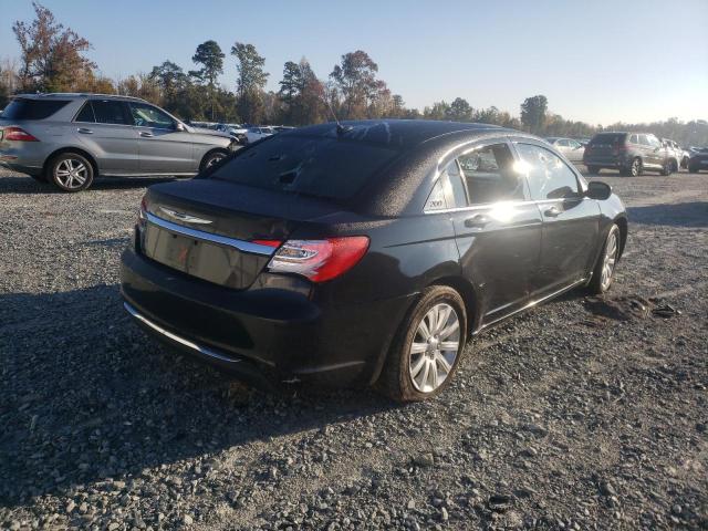Photo 4 from auction – 2013 CHRYSLER 200 TOURIN with VIN 1C3CCBBG3DN731626