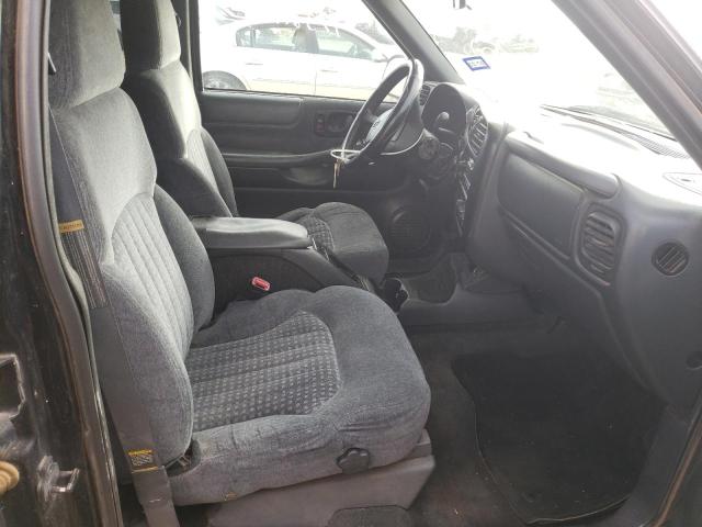 Photo 5 from auction – 2000 CHEVROLET BLAZER with VIN 1GNCS13W7Y2128725