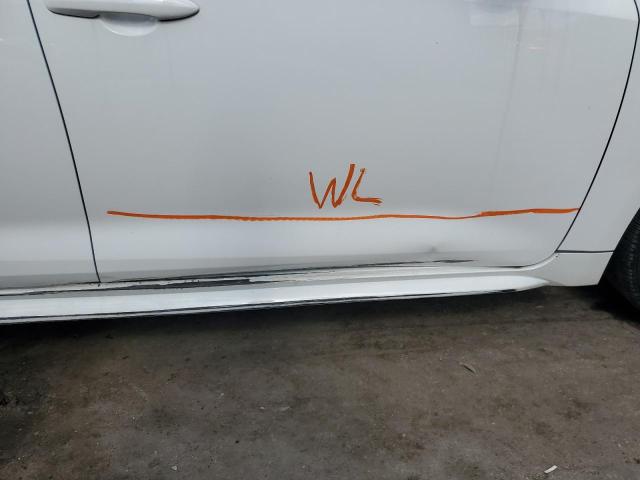 Photo 9 from auction – 2020 TOYOTA COROLLA LE with VIN JTDEPRAE9LJ080767