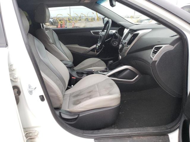 Photo 5 from auction – 2013 HYUNDAI VELOSTER with VIN KMHTC6AD6DU165523