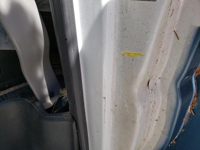 Photo 9 from auction – 2000 FORD MAVERICK with VIN 1FDXE45S7YHA19607