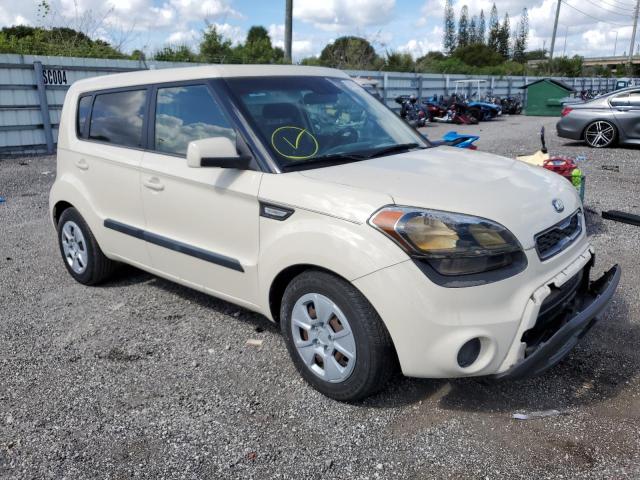 KIA SOUL 2013 with VIN KNDJT2A58D7553896 - Photo from auction