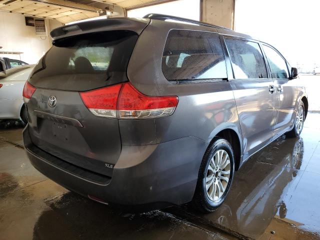 Photo 4 from auction – 2012 TOYOTA SIENNA XLE with VIN 5TDYK3DC6CS187720