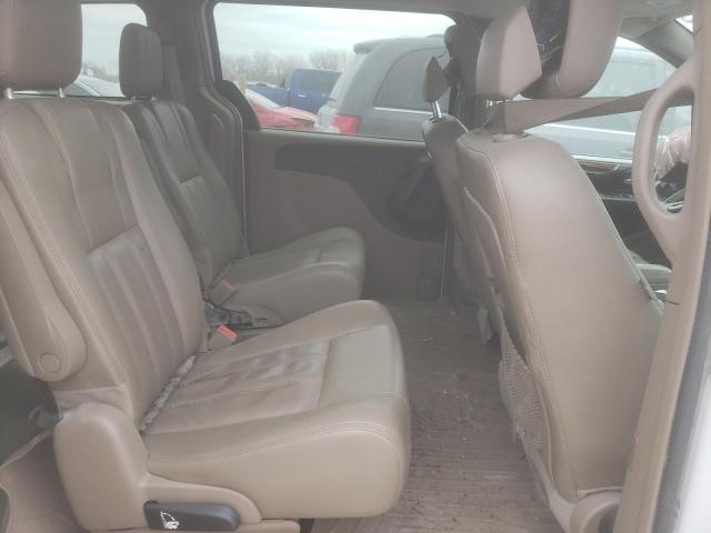 Photo 6 from auction – 2016 CHRYSLER TOWN & COU with VIN 2C4RC1BG2GR290658