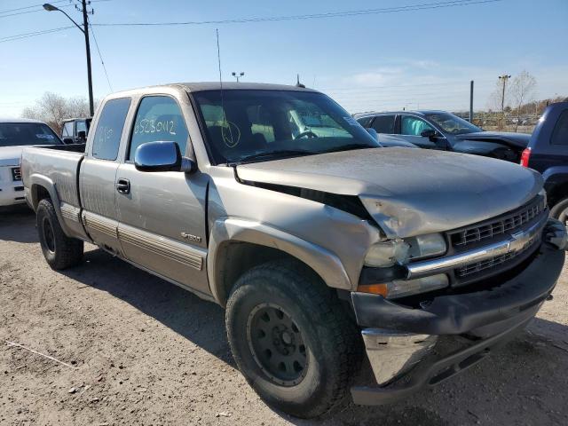 CHEVROLET SILVERADO 2002 with VIN 2GCEK19T121383604 - Photo from auction
