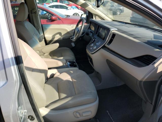 Photo 5 from auction – 2015 TOYOTA SIENNA XLE with VIN 5TDYK3DC3FS559809