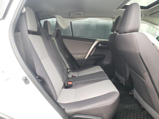 Photo 6 from auction – 2015 TOYOTA RAV4 XLE with VIN 2T3RFREVXFW312541