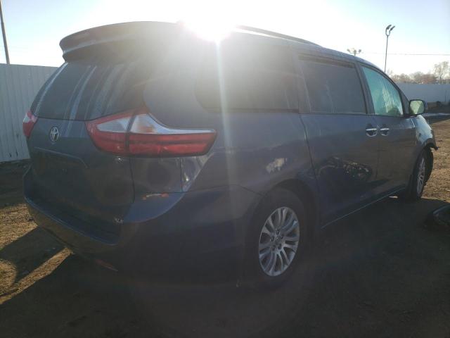 Photo 4 from auction – 2017 TOYOTA SIENNA XLE with VIN 5TDYZ3DC2HS788125