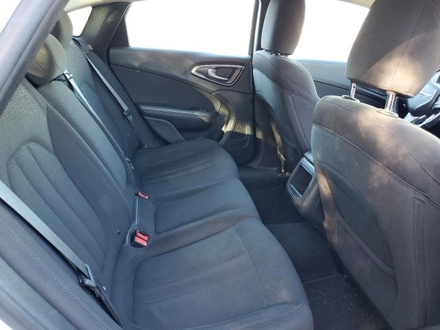Photo 6 from auction – 2015 CHRYSLER 200 LIMITE with VIN 1C3CCCAB1FN707534