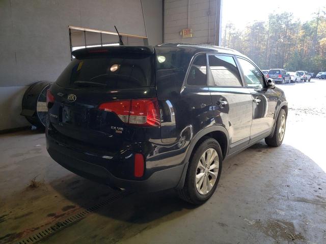 Photo 4 from auction – 2014 KIA SORENTO EX with VIN 5XYKU4A76EG490901