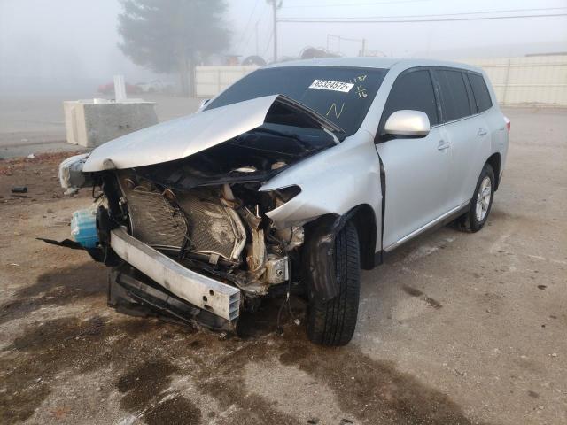 Photo 2 from auction – 2013 TOYOTA HIGHLANDER with VIN 5TDBK3EH9DS231937