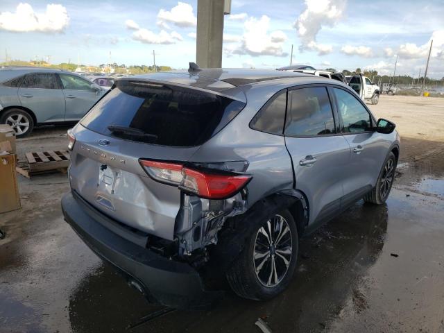 Photo 4 from auction – 2022 FORD ESCAPE SE with VIN 1FMCU0G60NUB09436