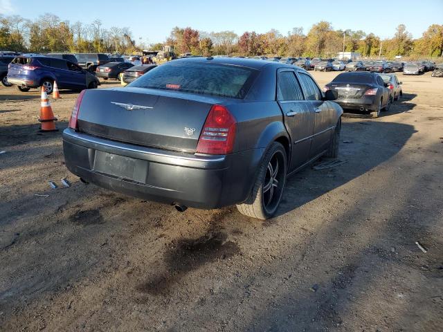 Photo 4 from auction – 2007 CHRYSLER 300C with VIN 2C3KA63H67H862515
