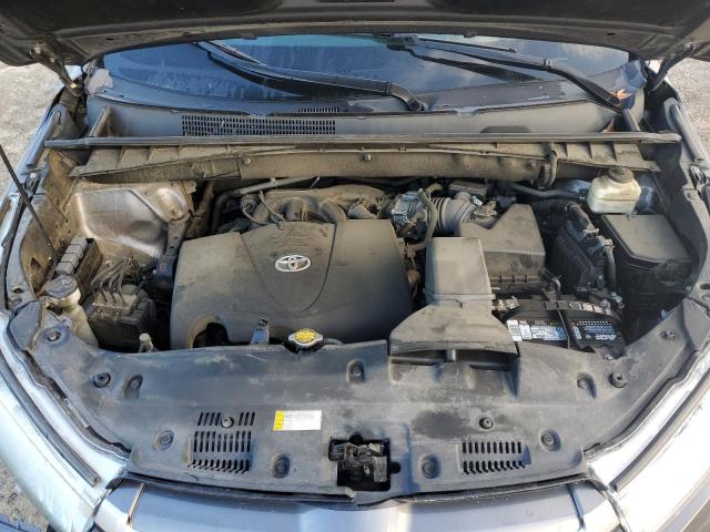 Photo 7 from auction – 2017 TOYOTA HIGHLANDER with VIN 5TDKZRFH1HS519759