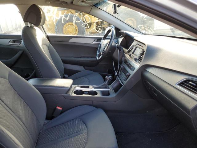 Photo 5 from auction – 2016 HYUNDAI SONATA SE with VIN 5NPE24AF9GH292299