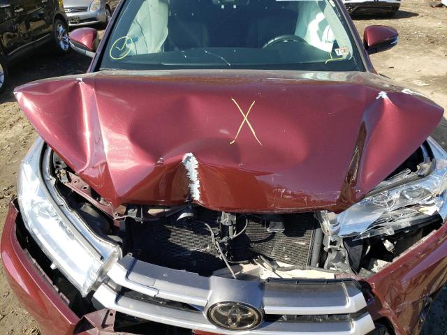 Photo 7 from auction – 2017 TOYOTA HIGHLANDER with VIN 5TDJZRFH7HS468733
