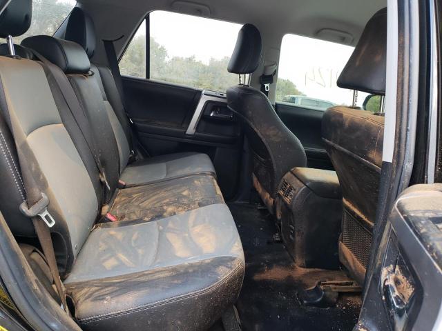 Photo 6 from auction – 2018 TOYOTA 4RUNNER SR with VIN JTEBU5JR6J5503698