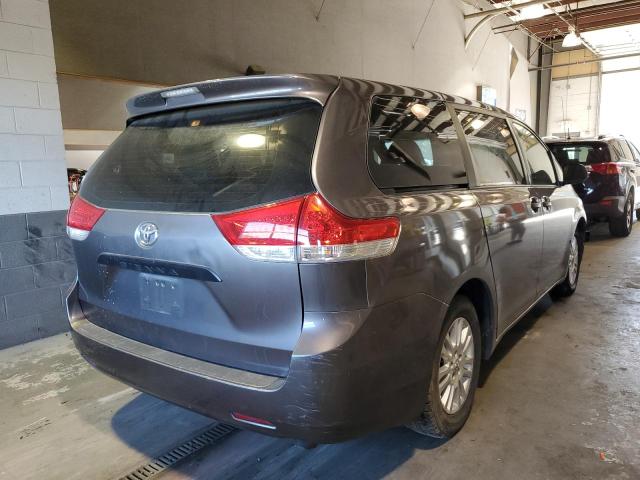 Photo 4 from auction – 2011 TOYOTA SIENNA with VIN 5TDZK3DC3BS011789