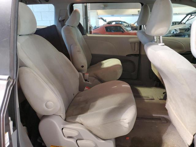 Photo 6 from auction – 2011 TOYOTA SIENNA with VIN 5TDZK3DC3BS011789