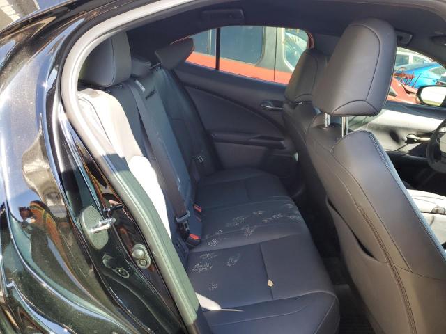 Photo 6 from auction – 2021 LEXUS UX 200 with VIN JTHX3JBH0M2039887
