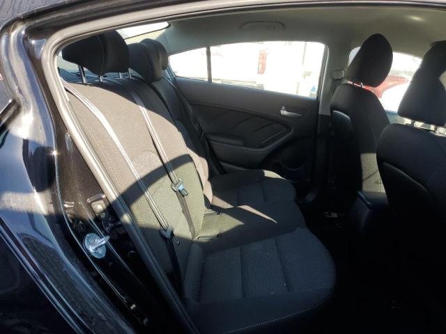 Photo 6 from auction – 2017 KIA FORTE LX with VIN 3KPFK4A72HE091850