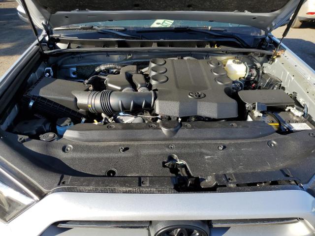 Photo 7 from auction – 2022 TOYOTA 4RUNNER SR with VIN JTERU5JR7N6076689