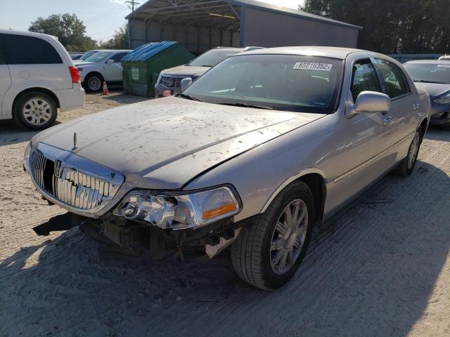 Photo 2 from auction – 2011 LINCOLN TOWN CAR S with VIN 2LNBL8CV4BX756744