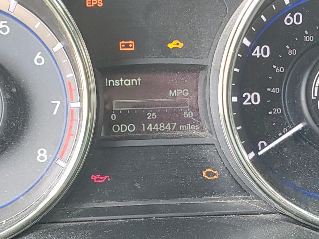 Photo 8 from auction – 2011 HYUNDAI SONATA SE with VIN 5NPEC4AC7BH063468