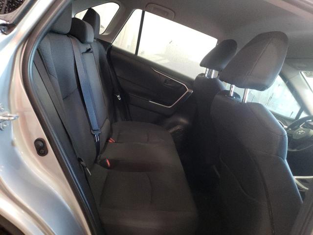 Photo 6 from auction – 2019 TOYOTA RAV4 LE with VIN 2T3F1RFV9KW080511
