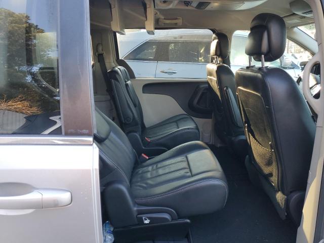 Photo 6 from auction – 2012 CHRYSLER TOWN & COU with VIN 2C4RC1BG4CR213560