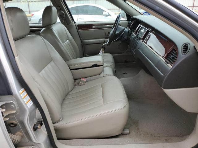 Photo 5 from auction – 2003 LINCOLN TOWN CAR E with VIN 1LNHM81W83Y671474