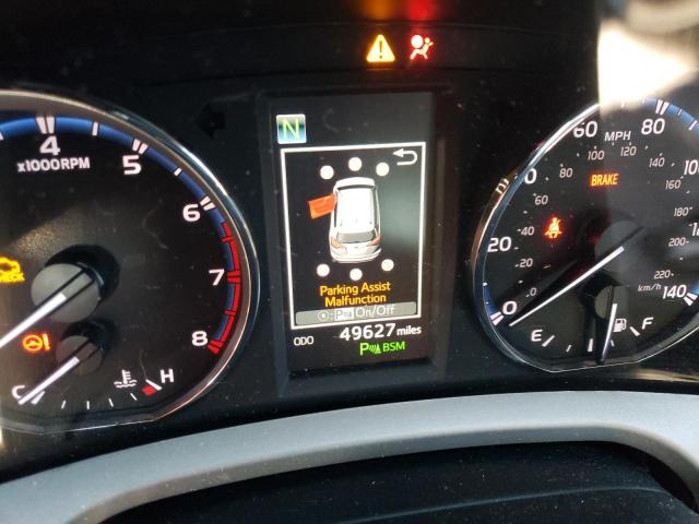 Photo 8 from auction – 2017 TOYOTA RAV4 LIMIT with VIN 2T3DFREV1HW577877