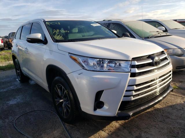 TOYOTA HIGHLANDER 2018 with VIN 5TDZZRFH7JS273546 - Photo from auction