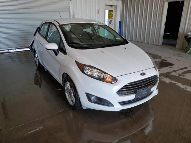 FORD FIESTA SE 2018 with VIN 3FADP4EJ8JM144664 - Photo from auction