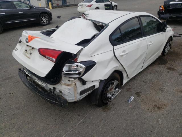 Photo 4 from auction – 2018 KIA FORTE LX with VIN 3KPFK4A78JE239652