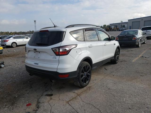 Photo 4 from auction – 2018 FORD ESCAPE SE with VIN 1FMCU9GD8JUC04789