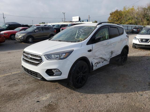 Photo 2 from auction – 2018 FORD ESCAPE SE with VIN 1FMCU9GD8JUC04789