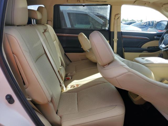 Photo 6 from auction – 2018 TOYOTA HIGHLANDER with VIN 5TDDZRFHXJS490812