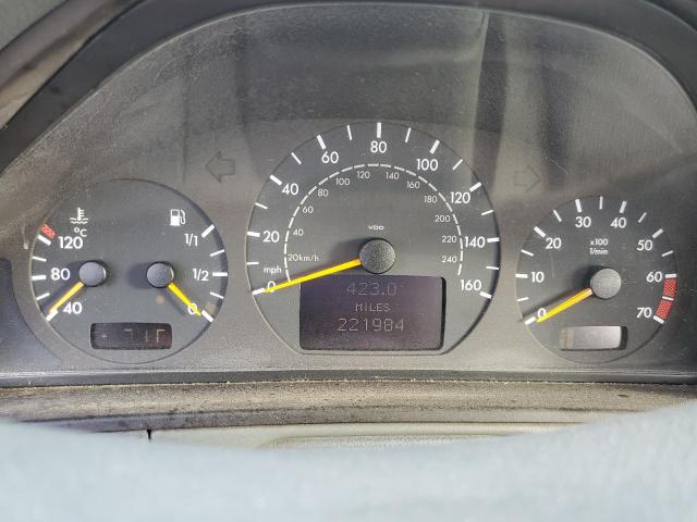 Photo 8 from auction – 2000 MERCEDES-BENZ E 320 with VIN WDBJF65J4YB098259