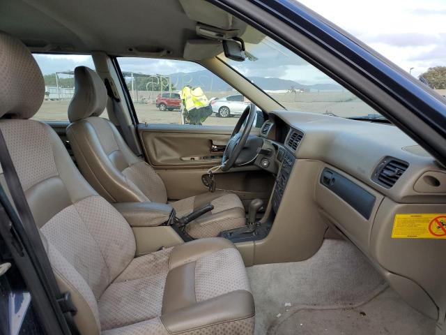Photo 5 from auction – 1999 VOLVO S70 with VIN YV1LS55A1X1600840