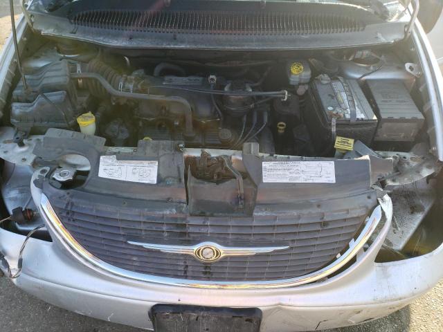 Photo 7 from auction – 2004 CHRYSLER TOWN & COU with VIN 2C4GP74L74R579586