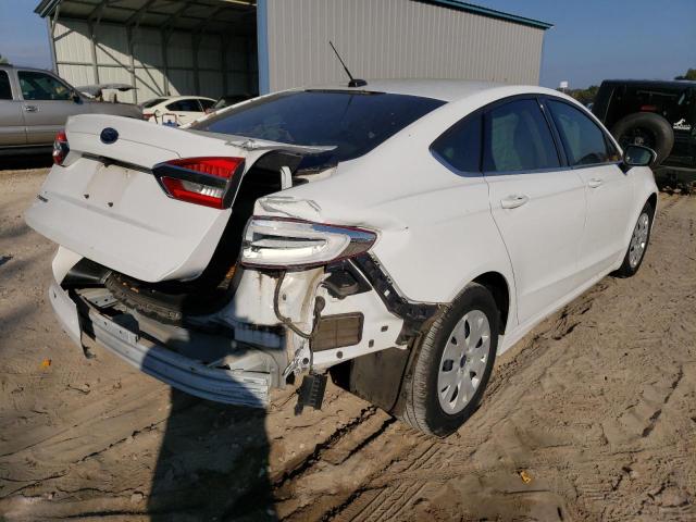 Photo 4 from auction – 2019 FORD FUSION S with VIN 3FA6P0G73KR112194