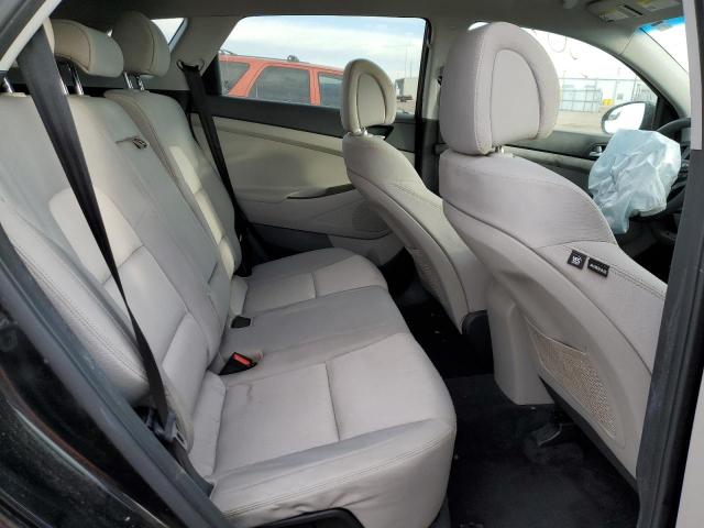 Photo 6 from auction – 2017 HYUNDAI TUCSON LIM with VIN KM8J3CA49HU564308