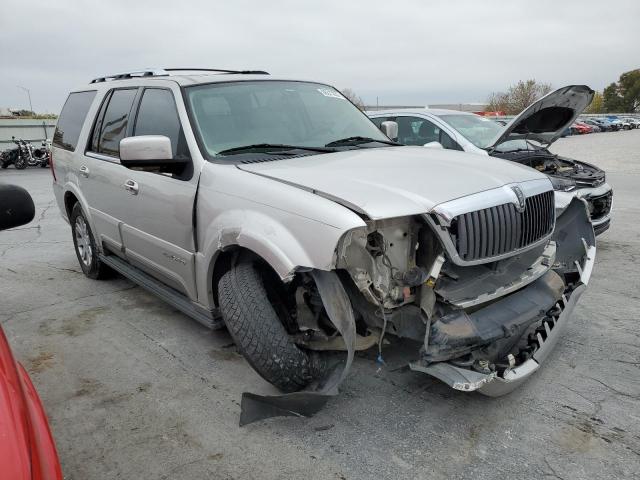 LINCOLN NAVIGATOR 2004 with VIN 5LMFU27R84LJ04540 - Photo from auction