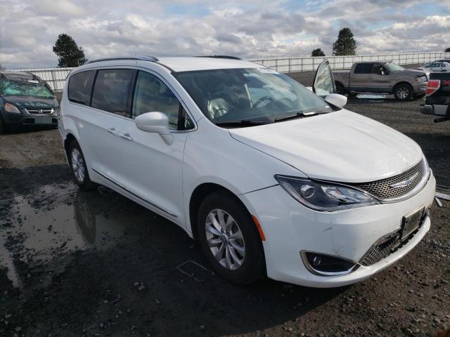 CHRYSLER PACIFICA T 2018 with VIN 2C4RC1EG7JR116703 - Photo from auction